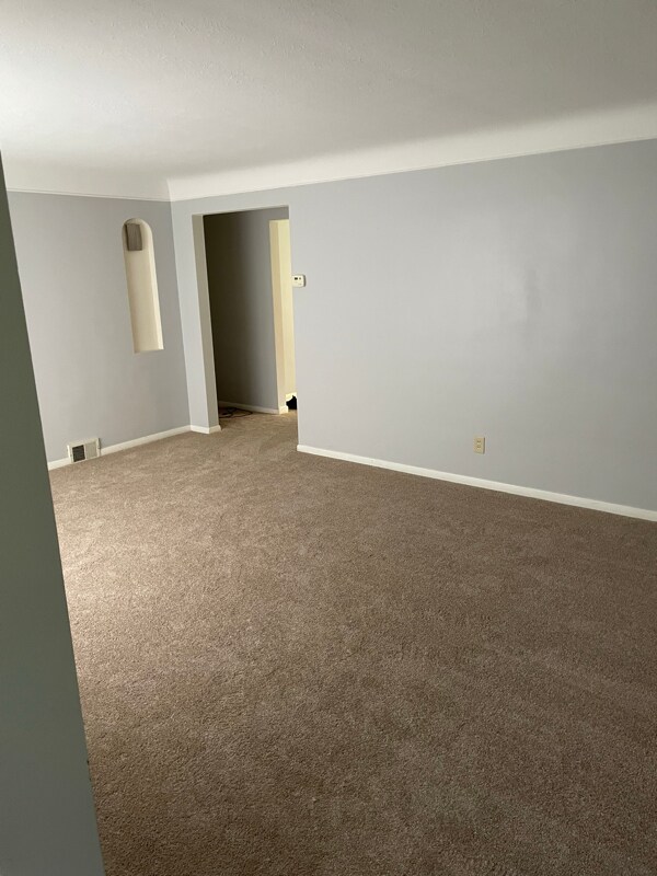Foto del edificio - 38075 Bainbridge Rd