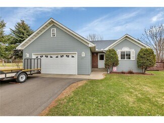 Building Photo - 304 7th Ave S