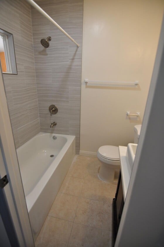 Primary Photo - 2536 Delta Ave