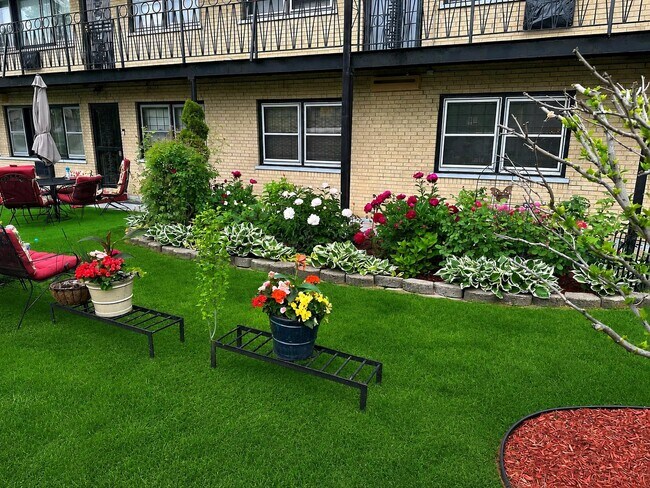Foto del edificio - 7043 S East End Ave