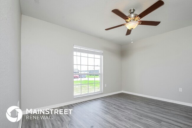 Foto del edificio - 918 Summer Glen Dr