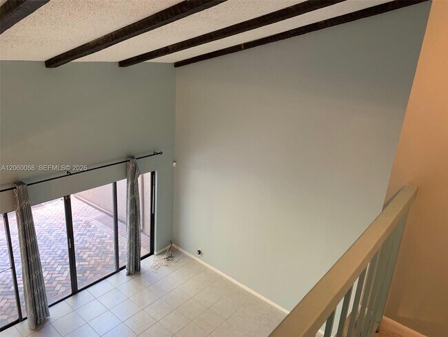 Foto del edificio - 305 Bonnie Brae Way