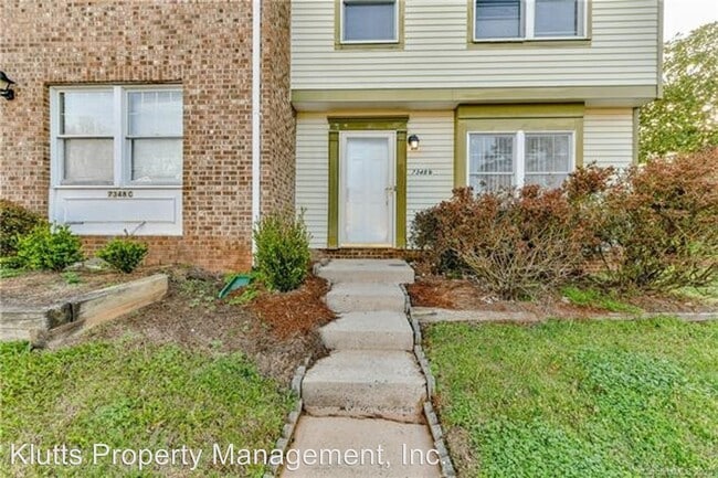 Building Photo - 7348 Pebblestone Dr
