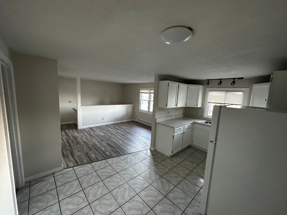 18 Prospect St Unit 18 prospect street, Southbridge, MA 01550