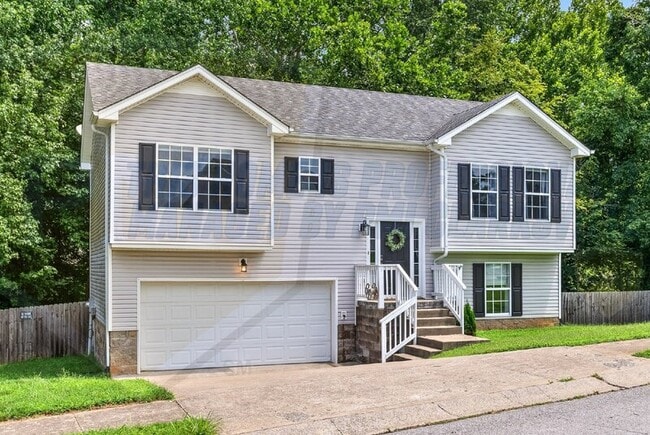 Building Photo - 1648 Broad Cir