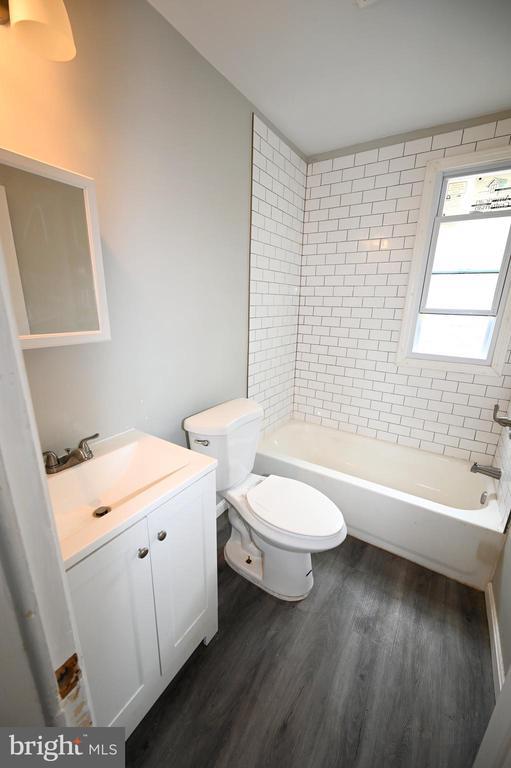 Foto del edificio - 2952 Sollers Point Rd