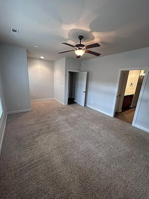 Foto del edificio - 1828 Rushing Wood Dr NW