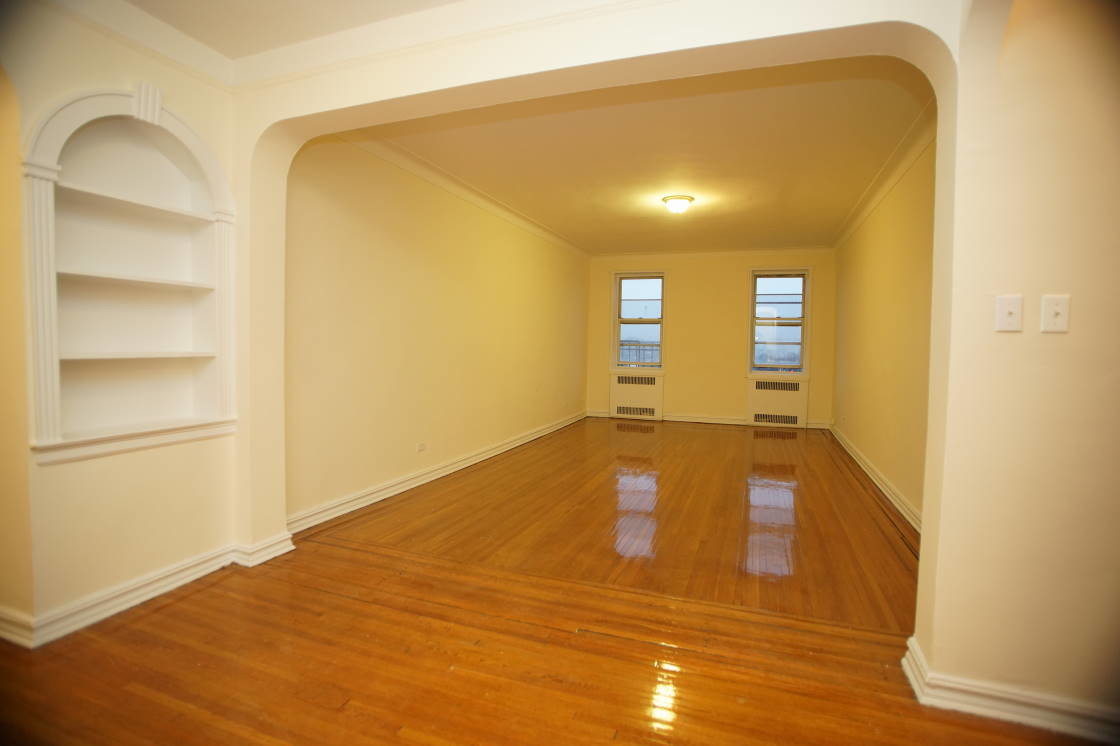Primary Photo - 1500 Ocean Pkwy
