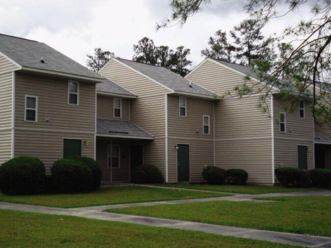 Foto del edificio - Wedgewood Arms Apartments
