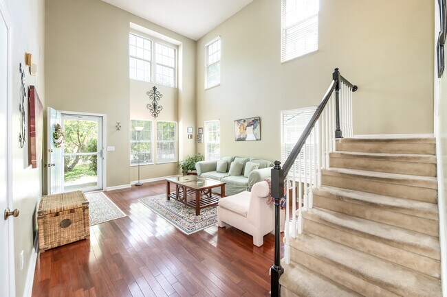 Foto del edificio - 2785 Flower Creek Way