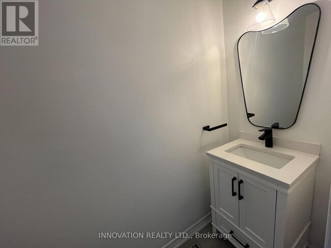 Building Photo - 16 Santa Cruz Private