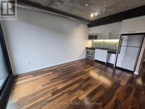 Building Photo - 47 Lower River Street