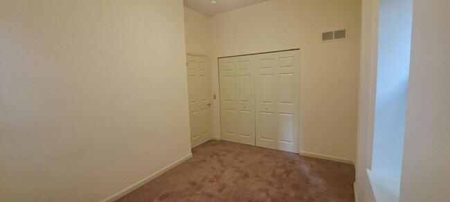 Building Photo - 1217 Lami St