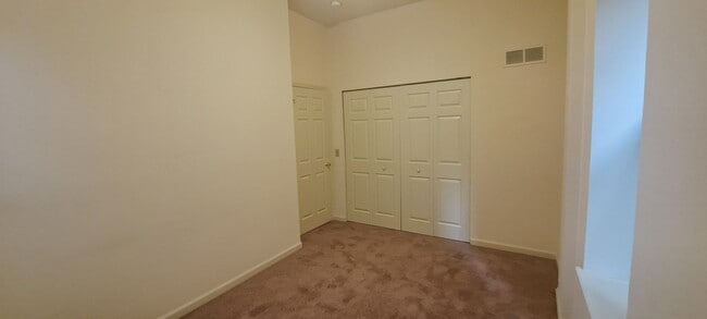 Building Photo - 1217 Lami St