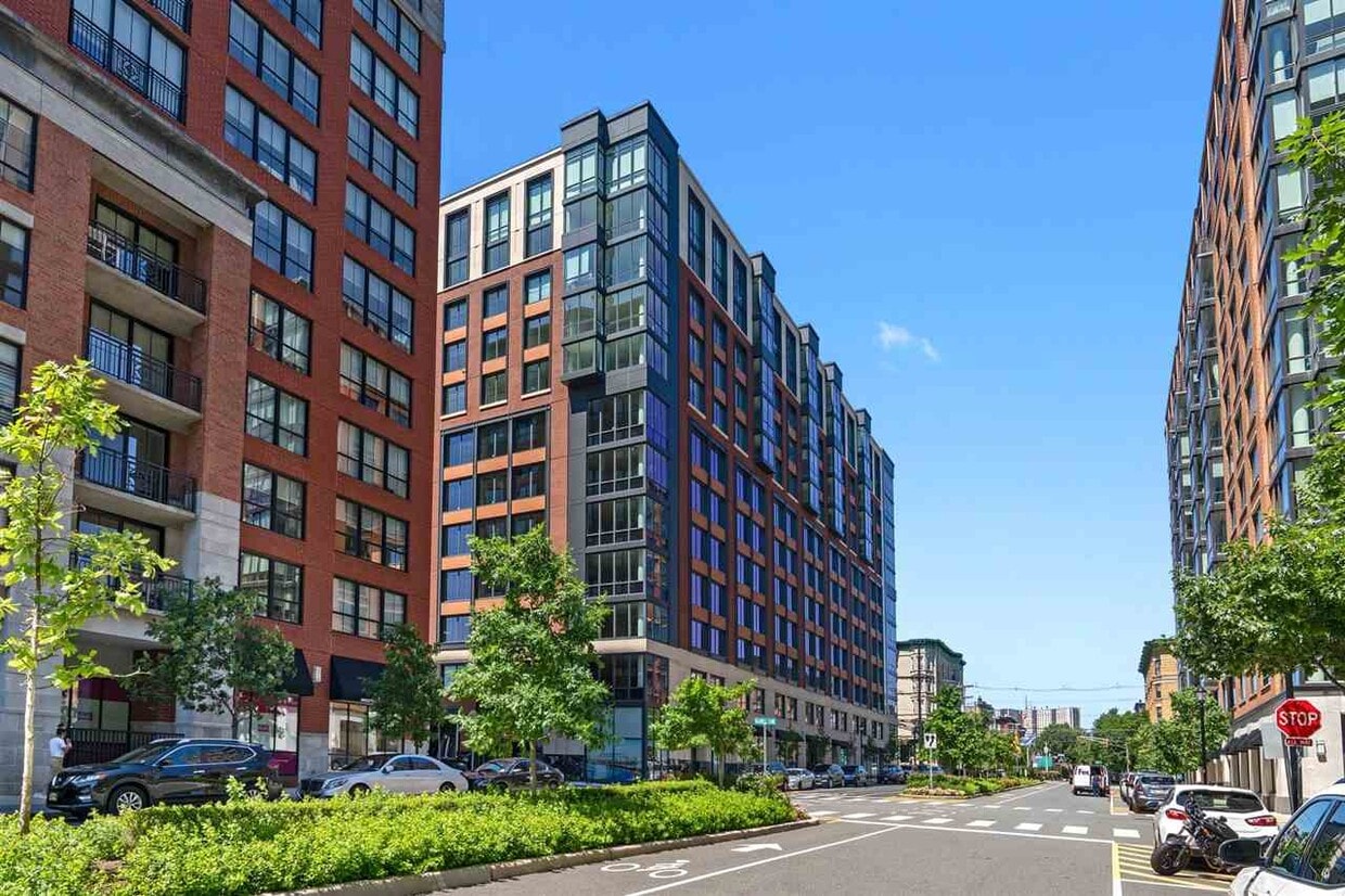 1000 Maxwell Ln Unit 9D, Hoboken, NJ 07030 Condo for Rent in Hoboken
