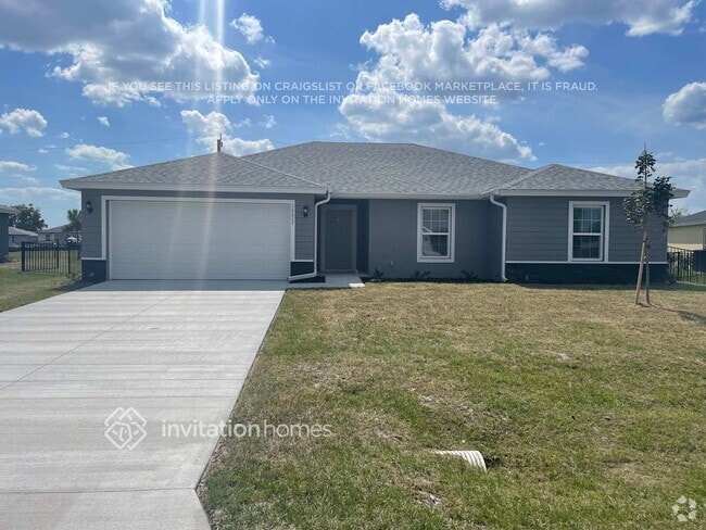 Building Photo - 16077 Overdale Ct