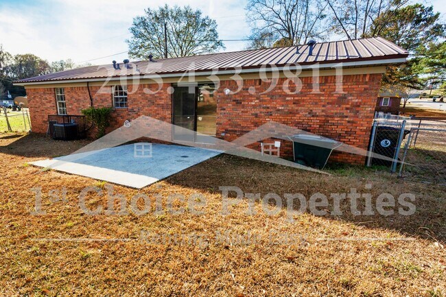 Building Photo - 119 20th Ct E