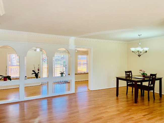 Building Photo - 7602 Cosgrove Pl