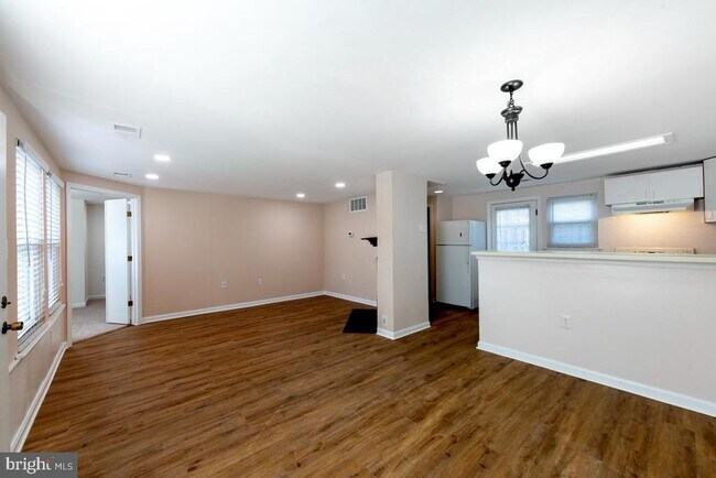 Foto del edificio - 4356 Pembrook Village Dr