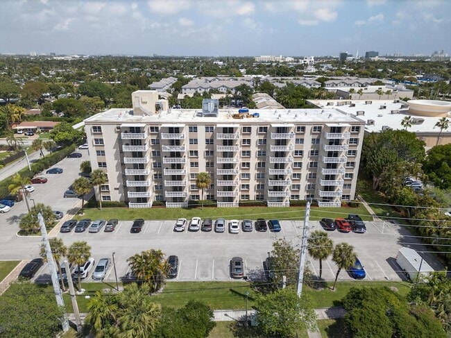 Foto del edificio - 1831 NE 38th St