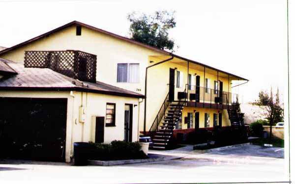Foto del edificio - 736-752 S Mollison Ave