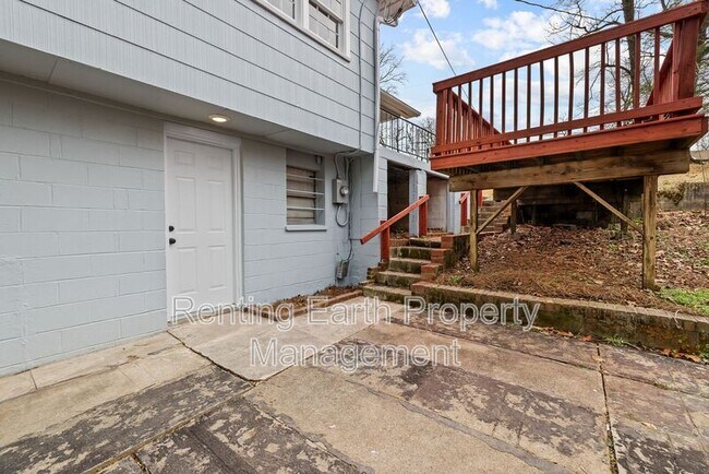 Foto del edificio - 942 Hillcrest Ave