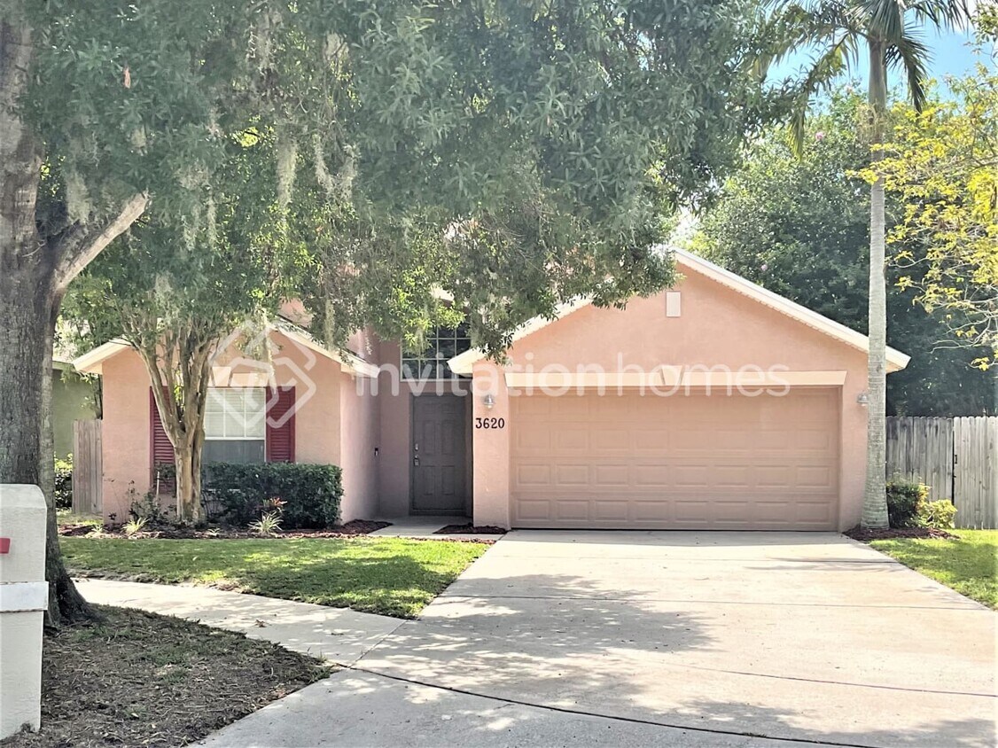 Primary Photo - 3620 Seminole Dr