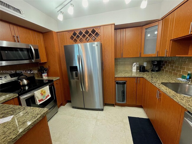 Foto del edificio - 3505 S Ocean Dr
