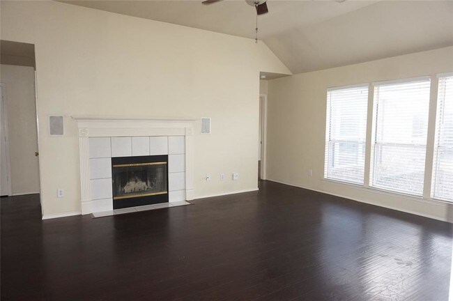 Foto del edificio - 5609 Guadalajara Dr