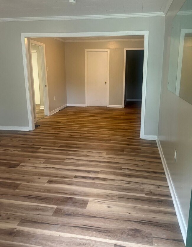 Foto del edificio - 149 Arbor Hills Dr