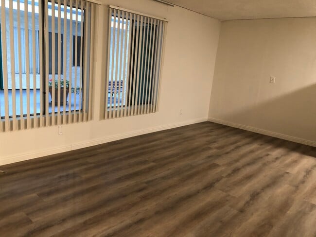 Building Photo - 3671 Glendon Ave