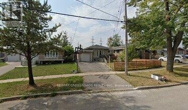 Building Photo - 44 Romulus Dr
