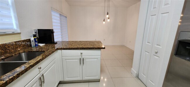 Foto del edificio - 8909 SW 225th Terrace