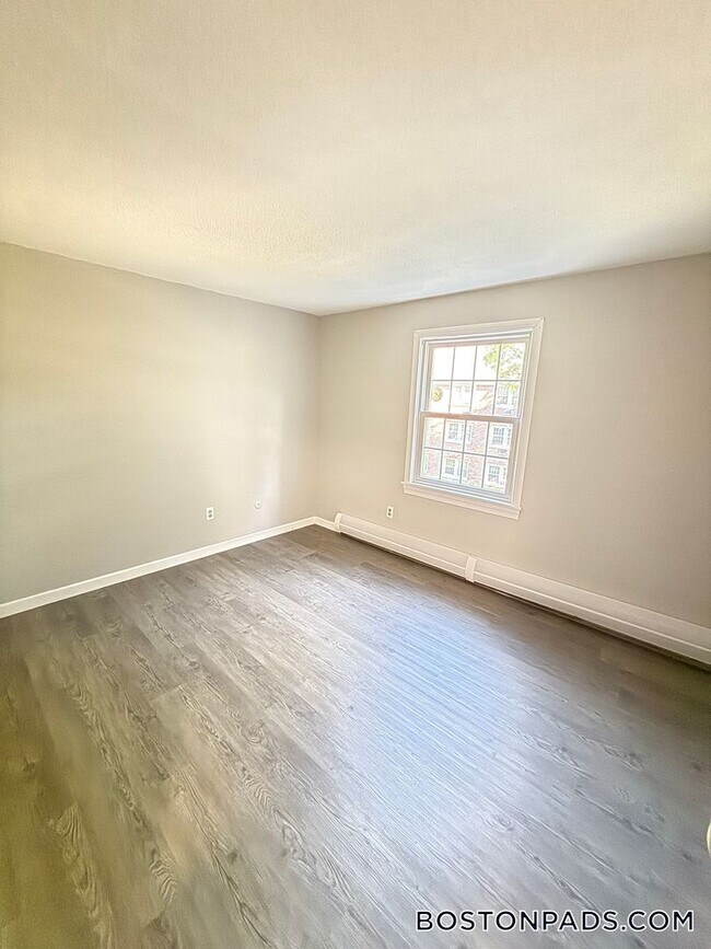 Foto del edificio - 53 Ridgewood Ln