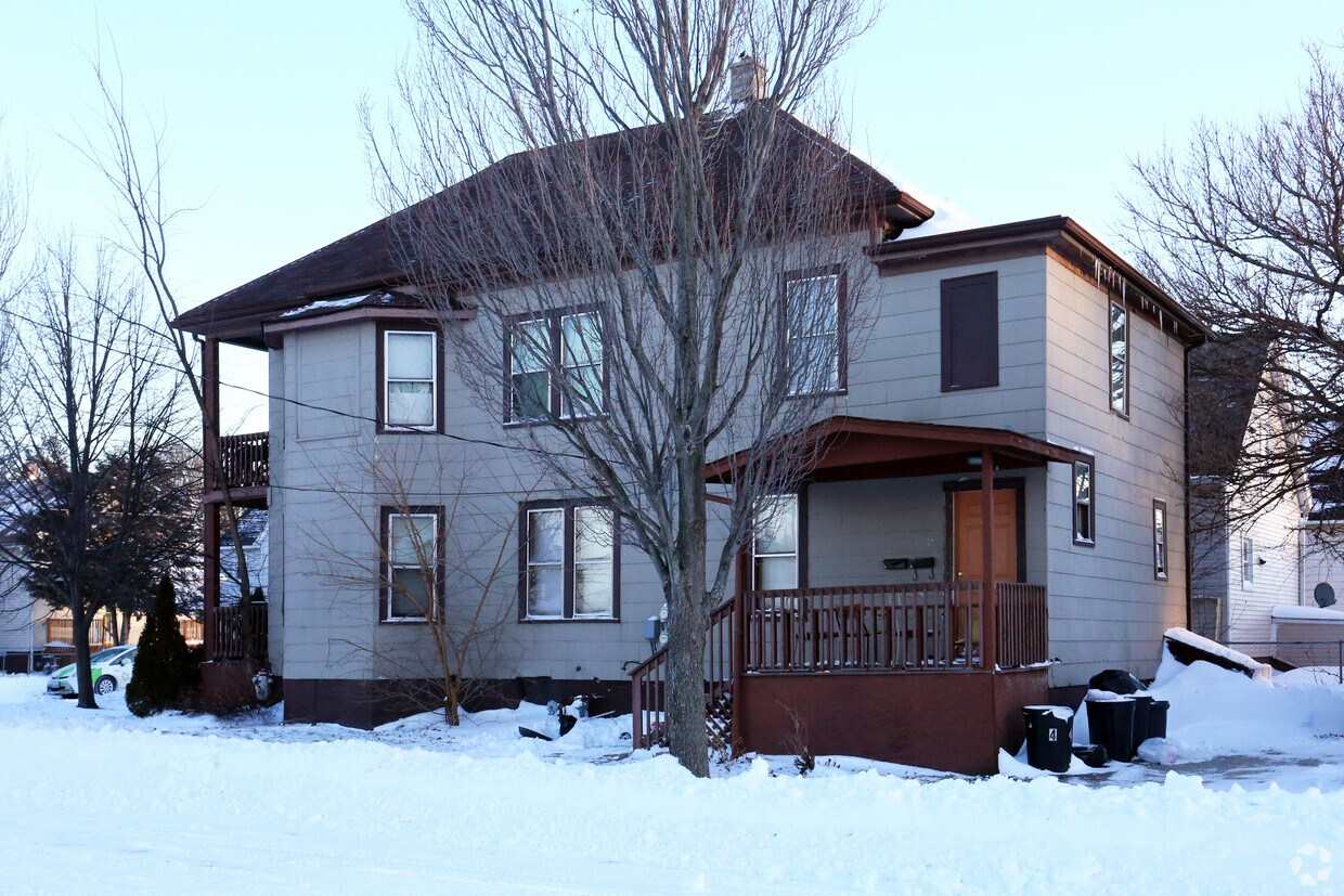 Foto del edificio - 235 N Water St