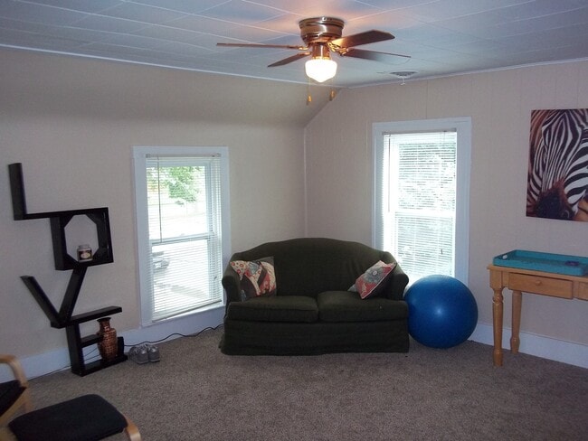 Building Photo - 510 N 8th St