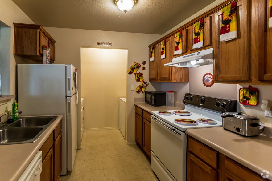 Kitchen Cabinets Jackson Tn chapel ridge jackson (tn) rentals - jackson, tn | apartments Kitchen Cabinets Jackson Tn chapel ridge jackson (tn) rentals - jackson, tn | apartments