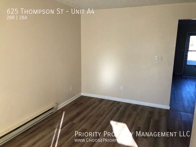 Foto del edificio - 625 Thompson St