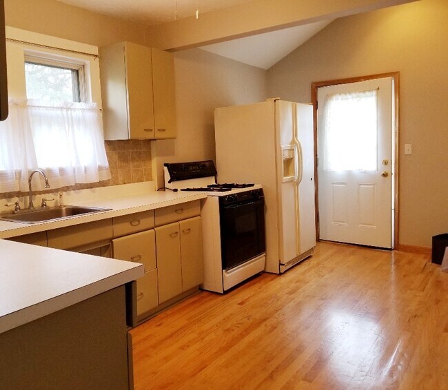 Foto del edificio - 2309 College Rd