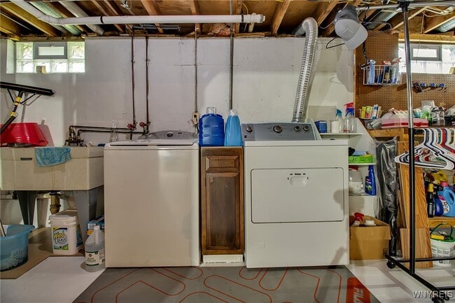 Building Photo - 4911 N Bailey Ave