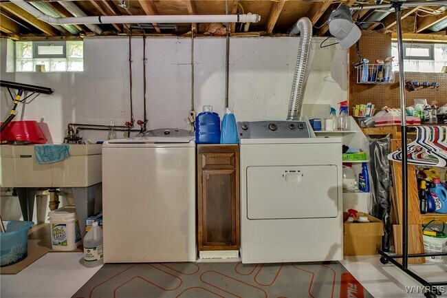 Foto del edificio - 4911 N Bailey Ave