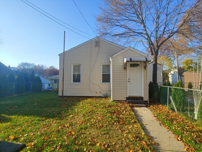 Foto del edificio - 14 Norwood Ave