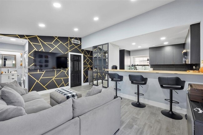 Building Photo - 13713 SW 149th Cir Ln