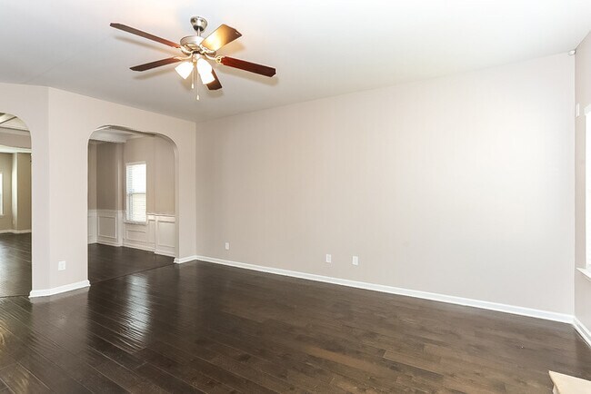 Building Photo - Beautiful 5-Bedroom Home in McDonough, GA