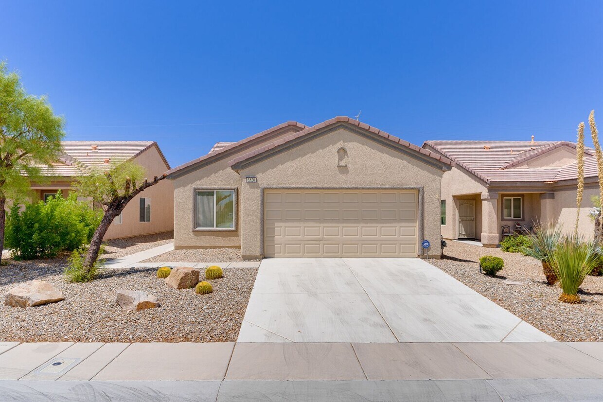 Foto principal - Spacious & Bright 3-Bed Home in Desirable ...