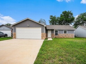 Building Photo - 416 S Cleburne Whitney Rd
