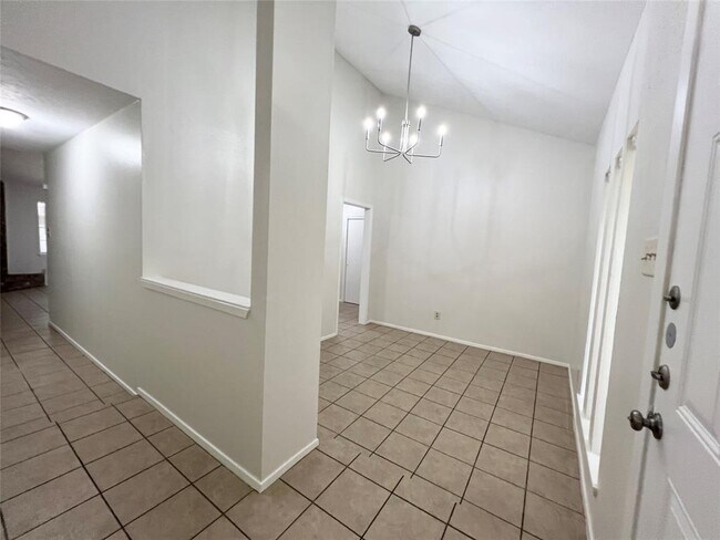 Foto del edificio - 518 Dalewood Dr