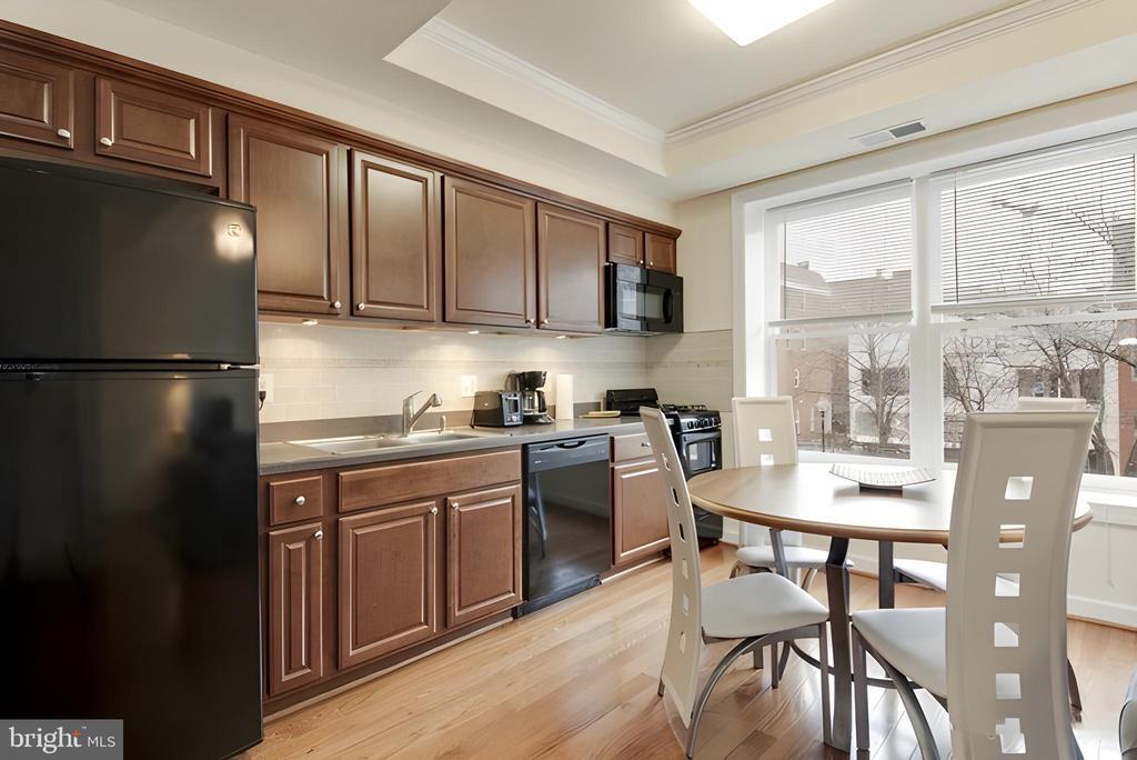 Foto principal - 1917 18th St NW