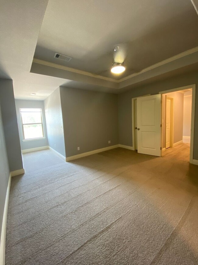 Building Photo - 9021-9023 Sandra Way