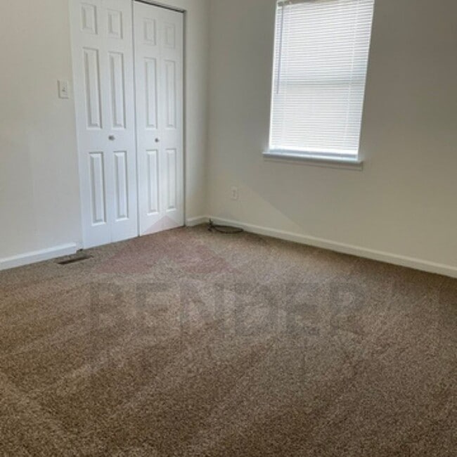 Building Photo - 1505/1507 Rustic Dr.